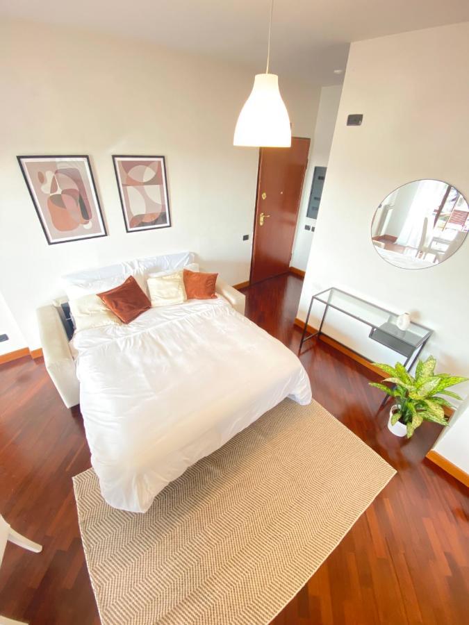 Golden Hour Apartment - Panoramic Terrace Fiumicino Luaran gambar